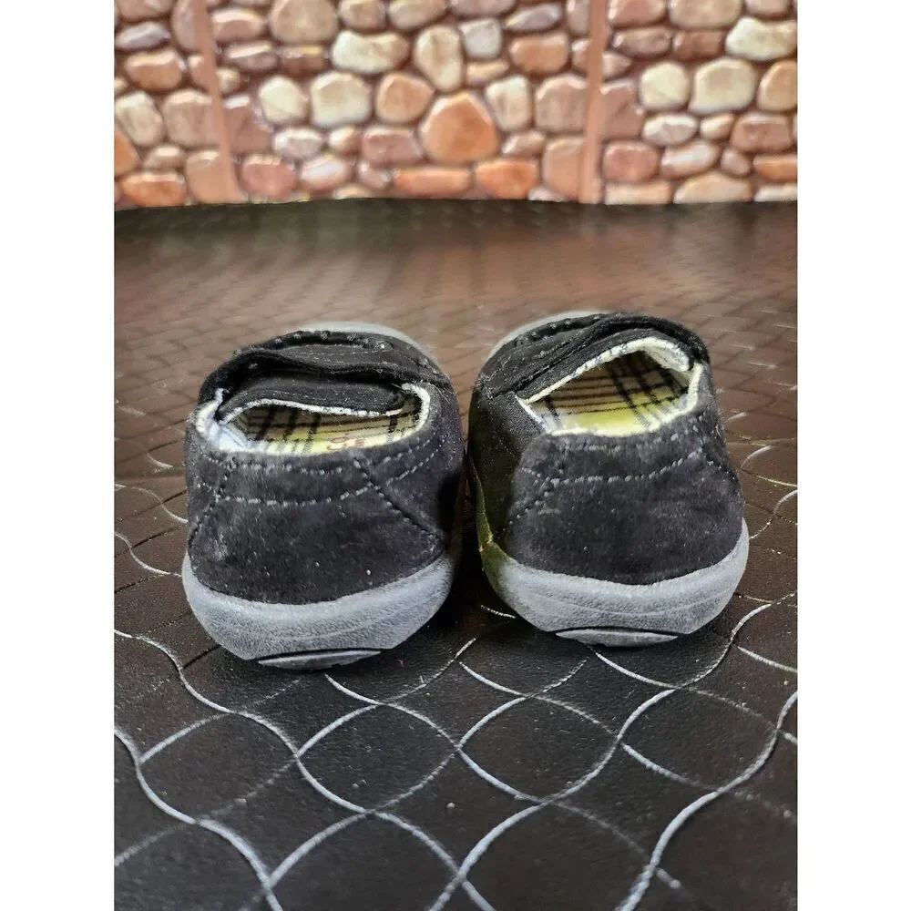 Set of 3 Size 2 and 3 Toddler Shoes #A92